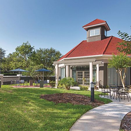 Отель La Quinta By Wyndham Orlando Ucf Alafaya Экстерьер фото