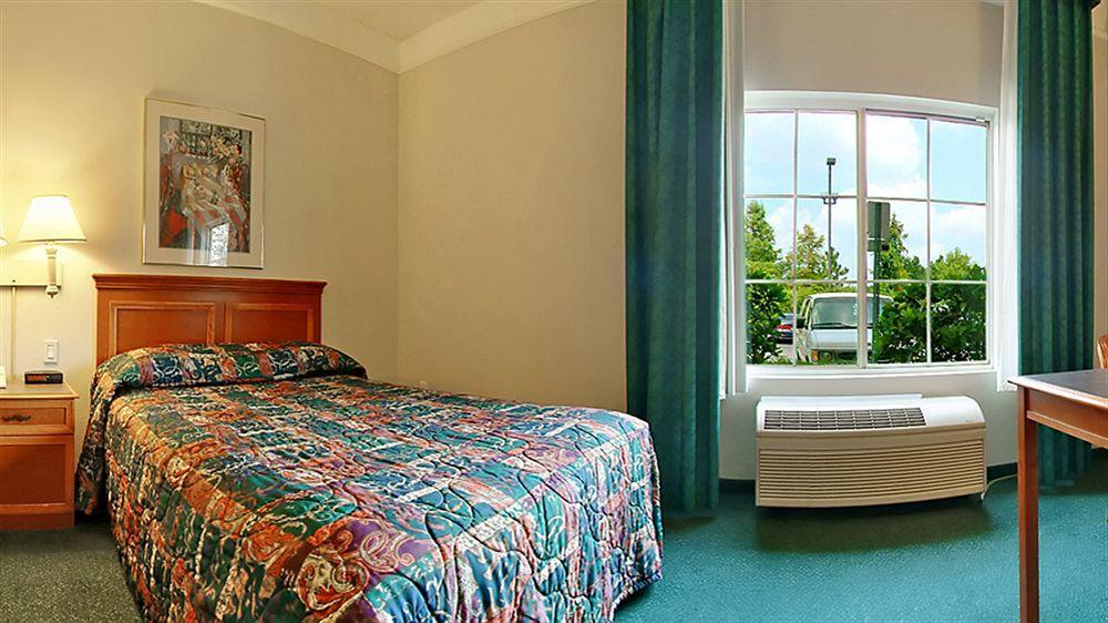 Отель La Quinta By Wyndham Orlando Ucf Alafaya Экстерьер фото