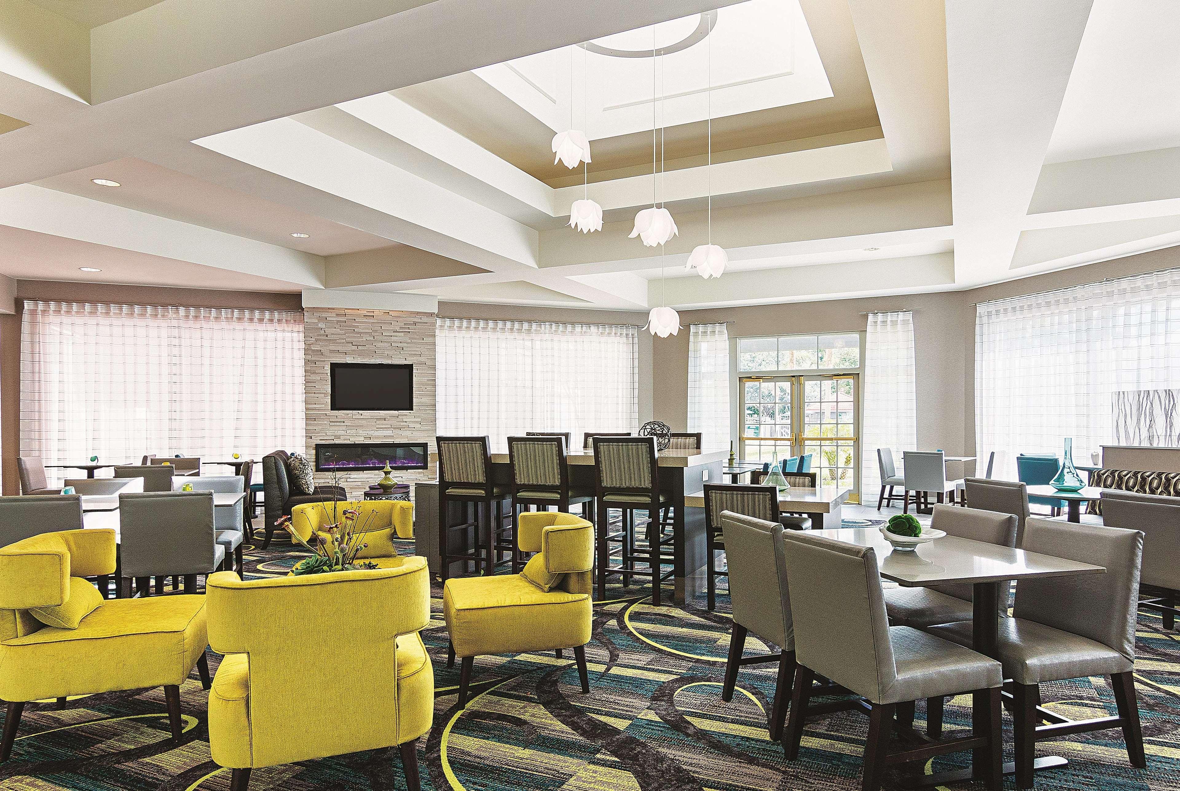 Отель La Quinta By Wyndham Orlando Ucf Alafaya Экстерьер фото