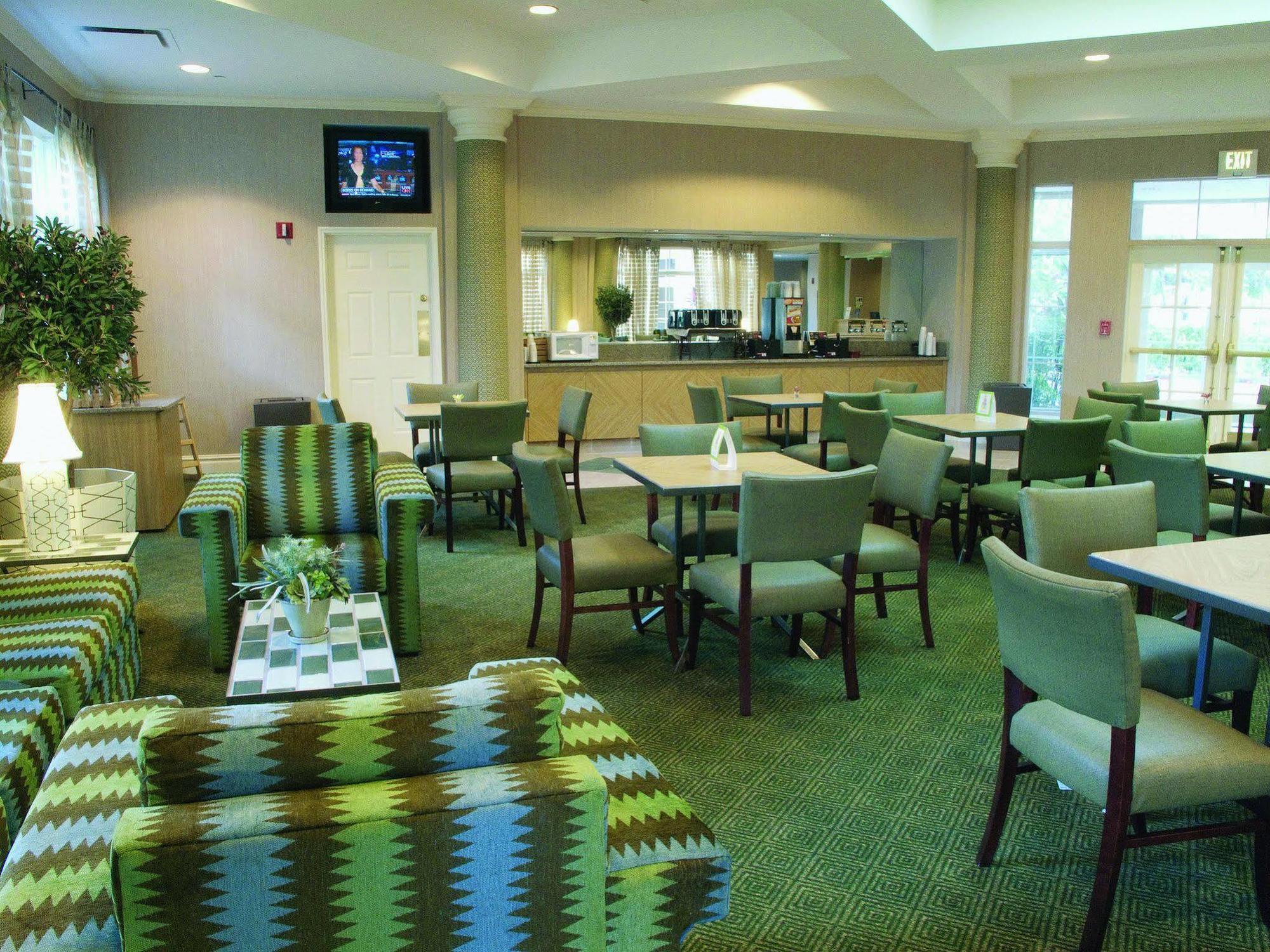 Отель La Quinta By Wyndham Orlando Ucf Alafaya Экстерьер фото