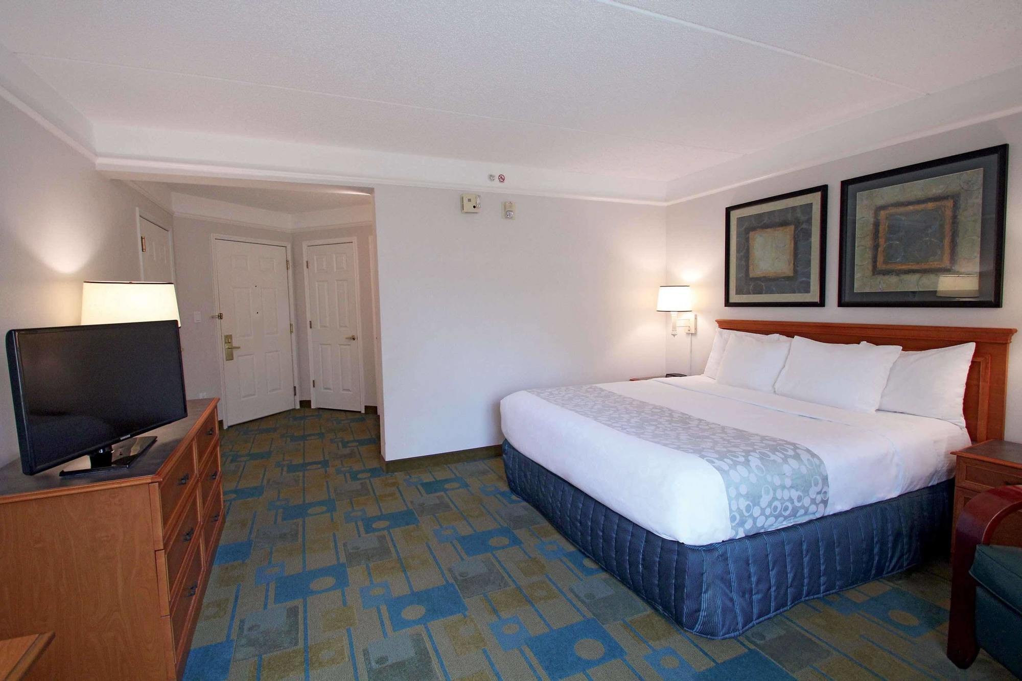 Отель La Quinta By Wyndham Orlando Ucf Alafaya Экстерьер фото