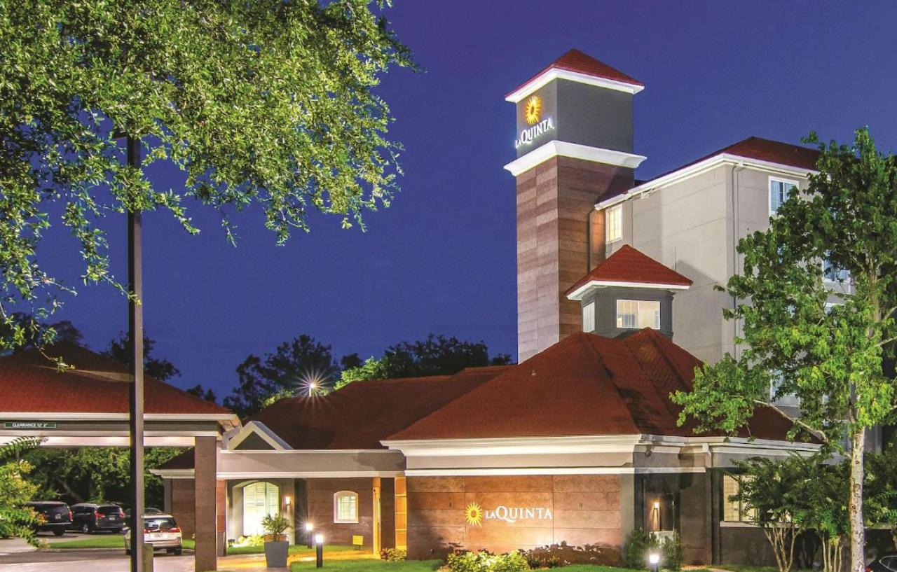 Отель La Quinta By Wyndham Orlando Ucf Alafaya Экстерьер фото